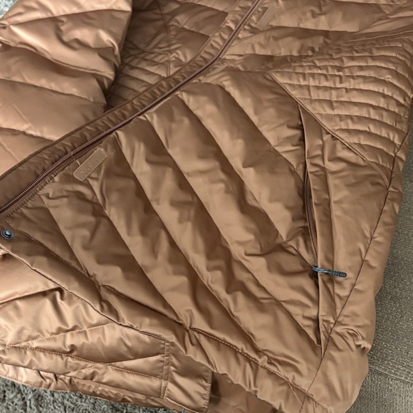 Columbia Women's XL winter coat NWOT - Picture 3 of 7